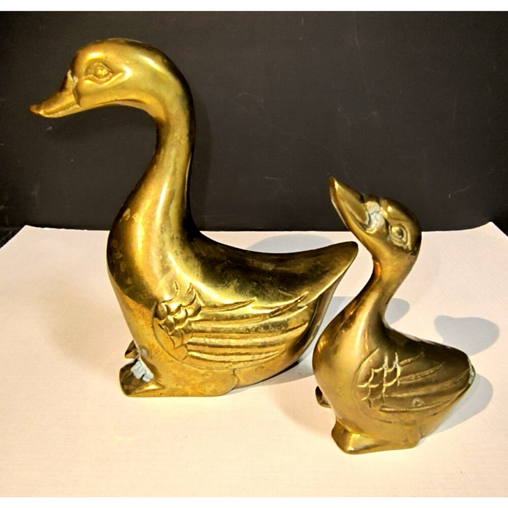 1584.  Set of Brass Geese Mom and Baby